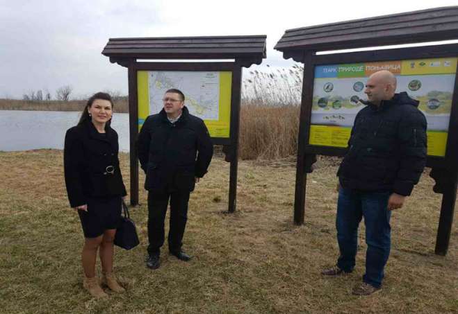 Rukovodstvo JKP „Zelenilo“ na čelu sa direktorom preduzeća Danilom Bjelicom i gradska većnica za zaštitu životne sredine Katarina Banjai obišli su juče ovaj deo Ponjavice 