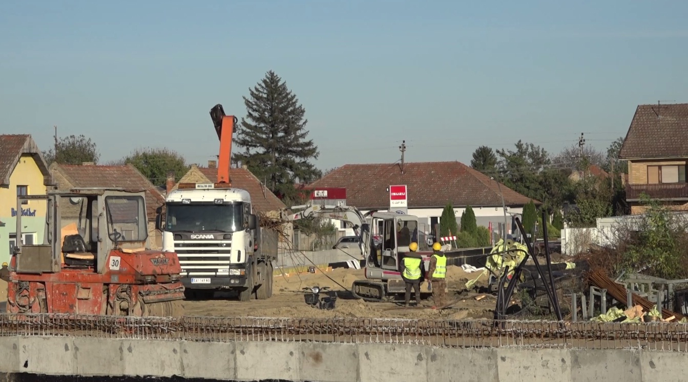 backa topola podvoznjak 7 foto infrazs