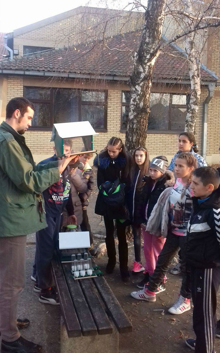 objasnjenje deci kako se ubacuje hrana