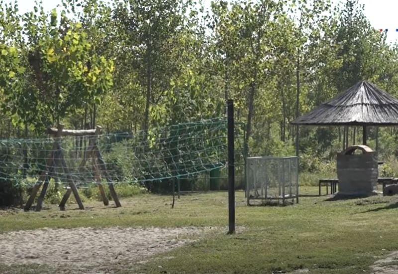 detalj s igrališta u glogonju tamis 1