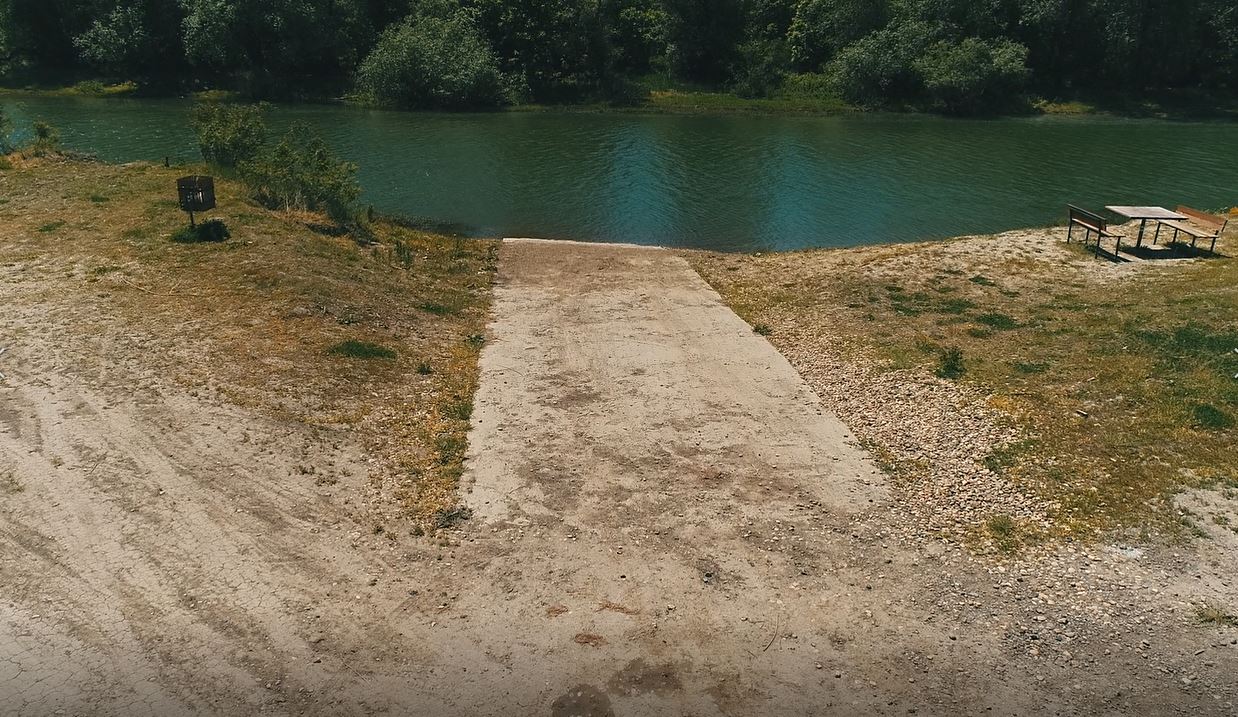 rampa za spustanje camaca u tamis u jabuci