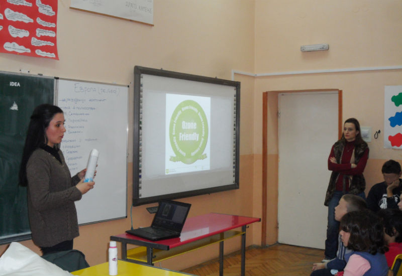 Milena Jovisic tribina u skoli MM