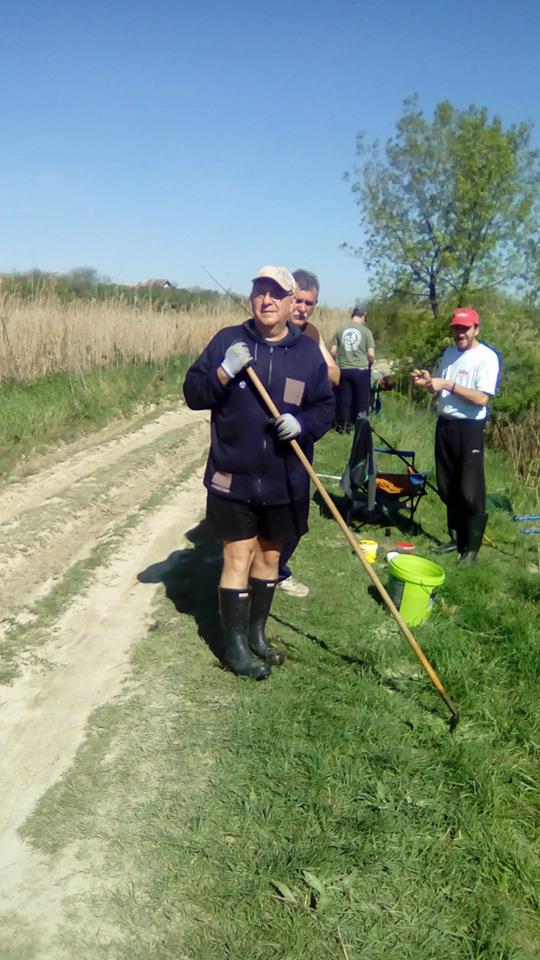 0 ciscenje jezera aktivisti