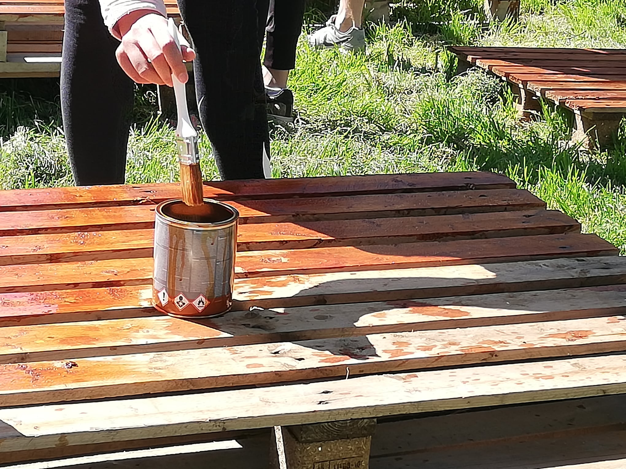 gimnazija farbanje