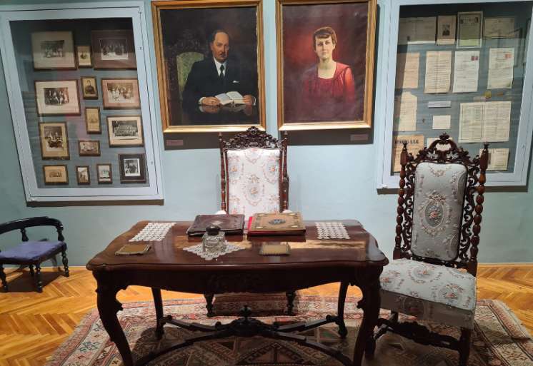 U porodici Varadi su stasale tri generacije vrsnih pravnika i advokata, koji su po&scaron;tovali pravo i pravnu struku bez ikakvih ideolo&scaron;kih i političkih predrasuda