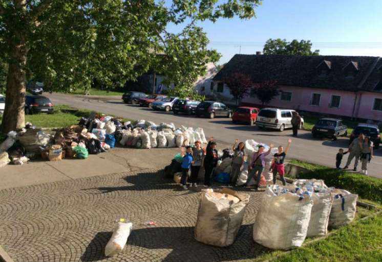 Ovogodi&scaron;nji pobednici su ponovo učenici O&Scaron; &rdquo;Žarko Zrenjanin&rdquo; iz Kačareva koje je u prikupljanju ambalažnog otpada organizovala koordinatorka i učiteljica Branka Davidović