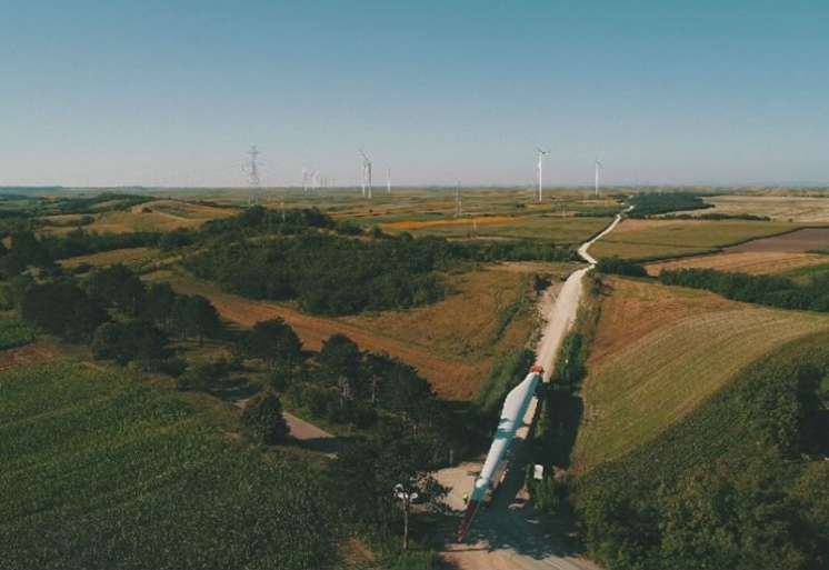 Vetropark Alibunar je prvi izgrađeni vetropark u Srbiji sa priključkom na prenosni sistem električne energije