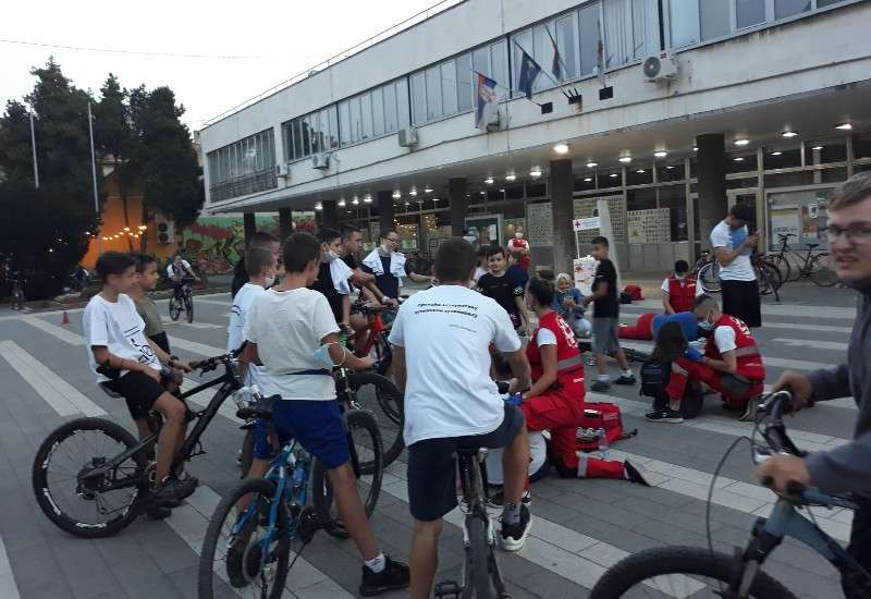 S festivala održanog na platou ispred Gradske uprave Pančevo