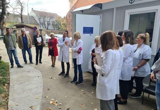 U dvorištu Zavoda za javno zdravlje u Pančevu postavljen je veliki kontejner sa laboratorijom za ispitivanje zemljišta i vode nabavljen kroz ovaj IPA projekat