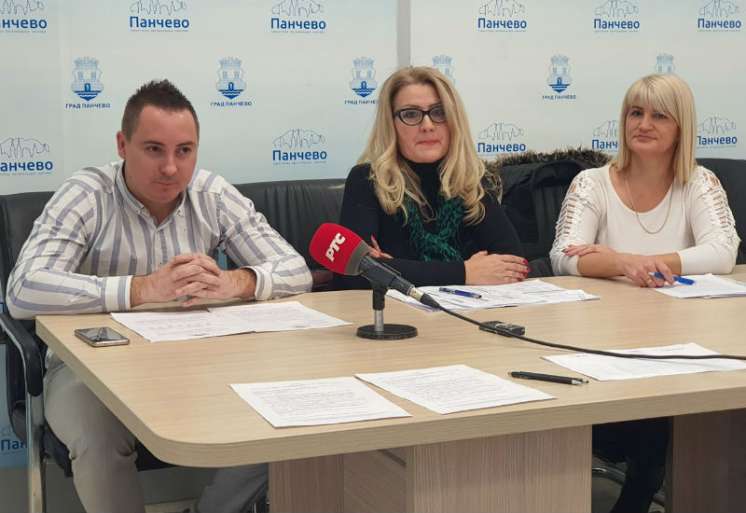 Nikola Stoilković, Gordana Ćirić i Snežana Marjanov
