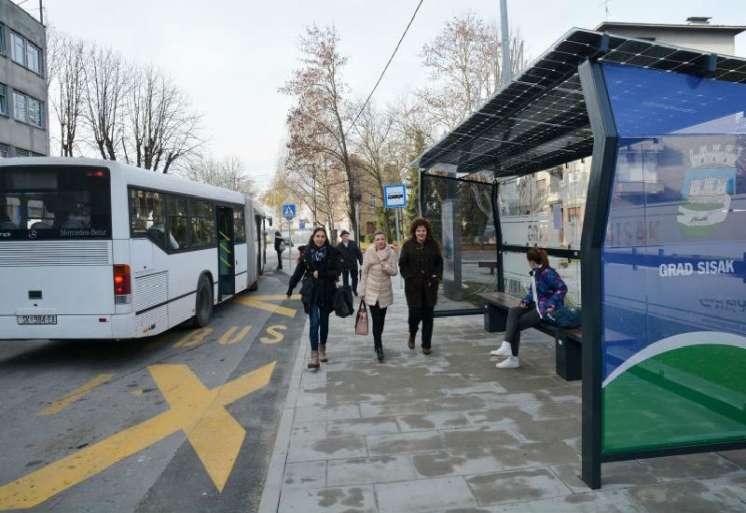 Ilustracija jednog od mogućih re&scaron;enja za autobuska stajali&scaron;ta na solarno punjenje