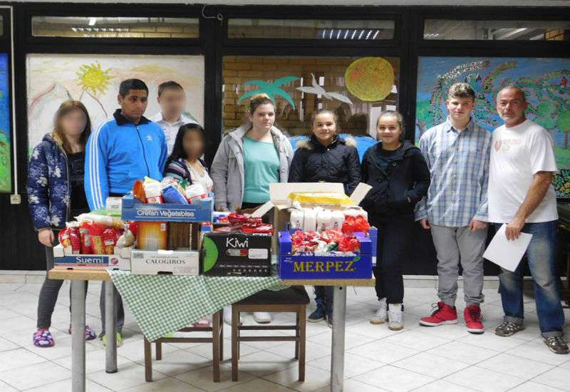 Sakupljene životne namirnice juče su predate Domu za decu i omladinu bez roditeljskog staranja "Spomenak&ldquo;, Pančevo