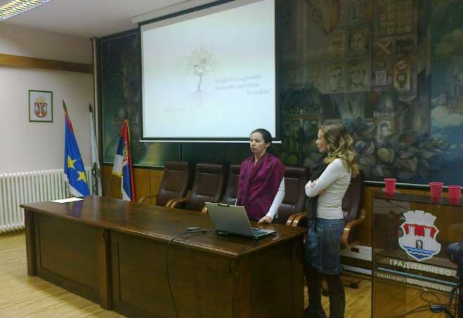 Katarina Milenković i Sabina Kerić iz Udruženja građana „Ama – Centar za negu čoveka i prirode" i „Beogradski festival cveća" - pokretači Građanske inicijative „Baštalište"