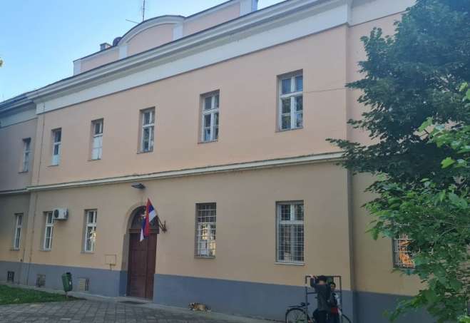 Dom omladine Pančevo posebno se ističe kao primer dobre prakse – kroz radionice, događaje i saradnju sa školama i organizacijama, ovaj centar uspešno motiviše mlade da razumeju, preispituju i aktivno učestvuju u zaštiti životne sredine