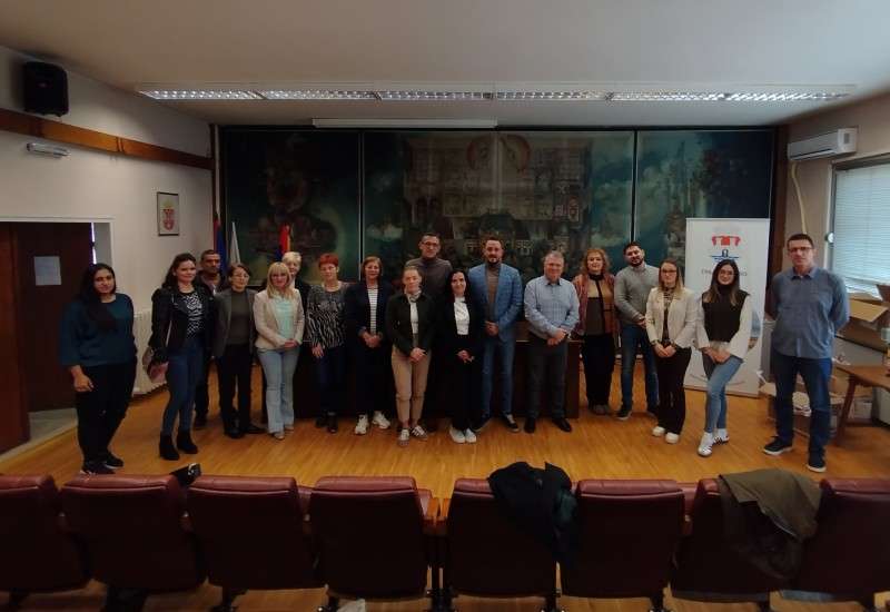 Učenici će i u 2025/2026. &scaron;kolskoj godini prikupljati i razvrstavati papir, karton, plastične boce, aluminijumske i čelične limenke 