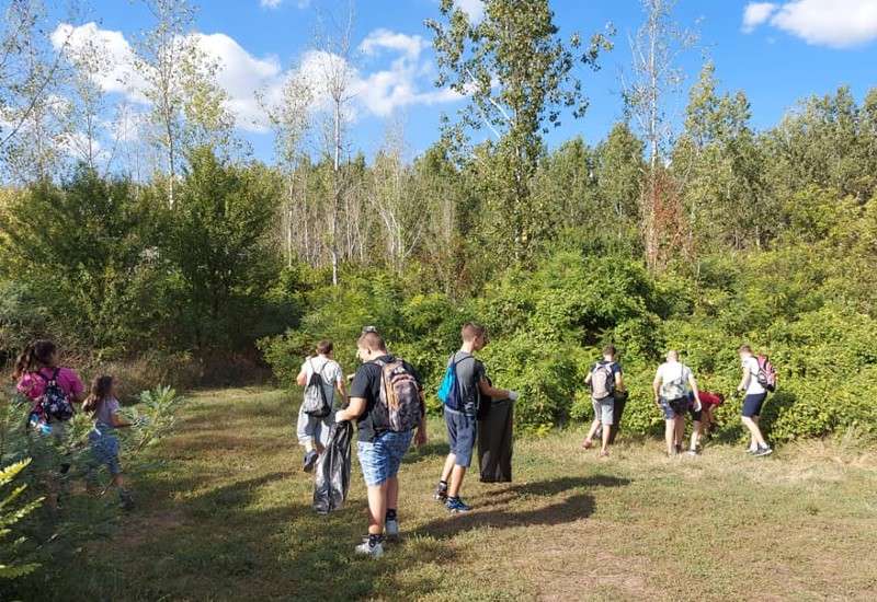 Učenici opovačke &scaron;kole čistili su obale Tami&scaron;a