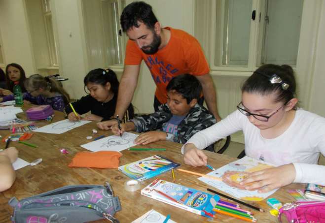 Prve radionice karikature u Kačarevu održane su 16. i 17. aprila u Domu kulture