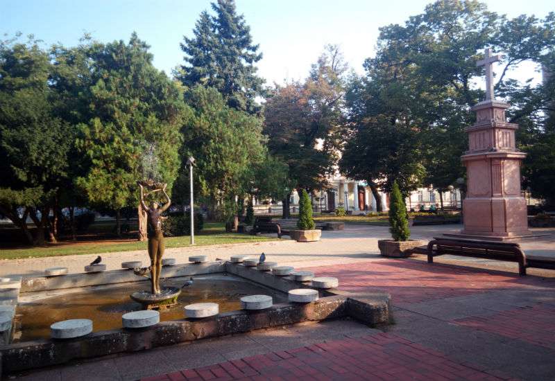 Gradski park u Pančevu, u centru, kod Gradske uprave i Narodnog muzeja