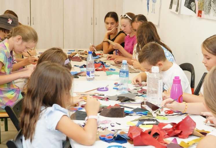 Novosadski dečji kulturni centar tokom 2025. godine izdvojio se nizom edukativnih aktivnosti koje su deci približile teme očuvanja životne sredine