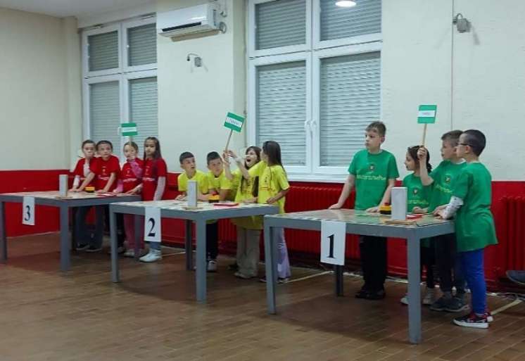 Kviz podrazumeva aktivno razmi&scaron;ljanje: prisećanje činjenica, povezivanje informacija i brzo dono&scaron;enje odluka