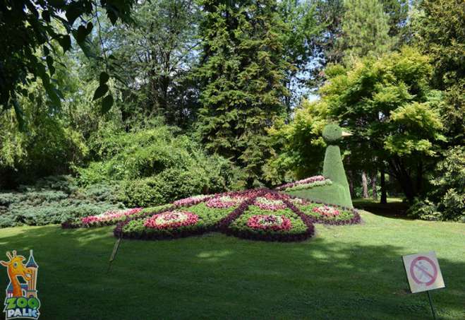 Palićki zoo vrt prostire se na 10 hektara