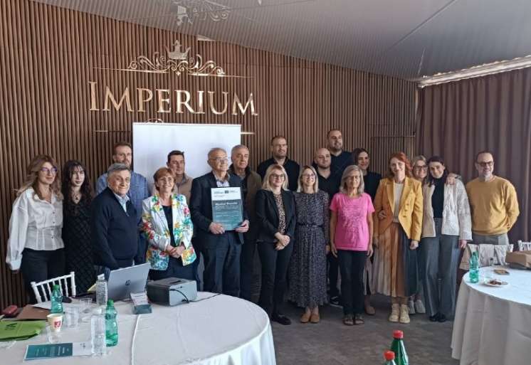 Glavni cilj projekta je razvoj zajedničkog, transnacionalnog pristupa koji će omogućiti da se prirodno i nematerijalno kulturno nasleđe prepozna i koristi kao turistički potencijal, uz aktivno uključivanje lokalnih zajednica