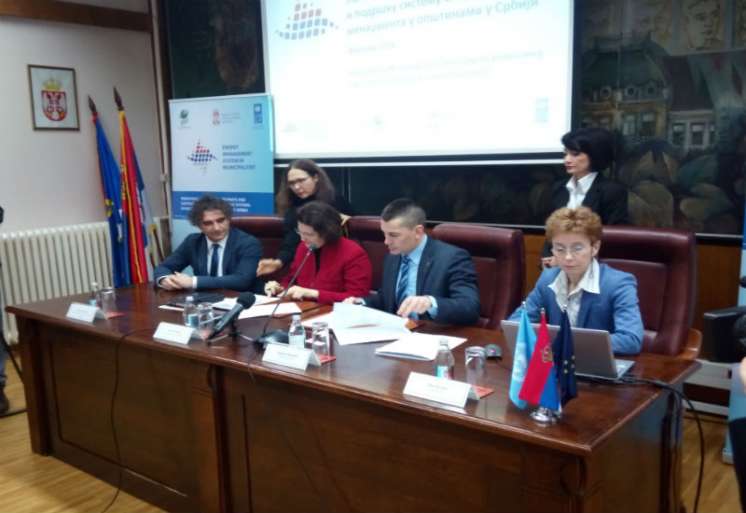 Memorandum o saradnji su potpisali Steliana Nedera, zamenica stalnog predstavnika UNDP i Predrag Živković, zamenik gradonačelnika grada Pančeva