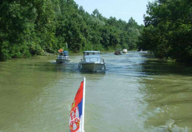 Detalj s jedne od ranijih Eko regata na Tami&scaron;u