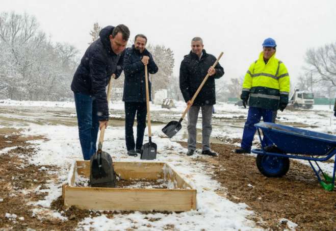 Položen kamen temeljac