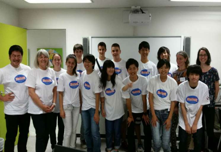 Ove nedelje, Pančevci uzvraćaju gostoprimstvo svojim drugovima iz Tokija, srednjoškolcima iz Japana sa kojima se sporazumevaju na nemačkom jeziku koji ih je i povezao